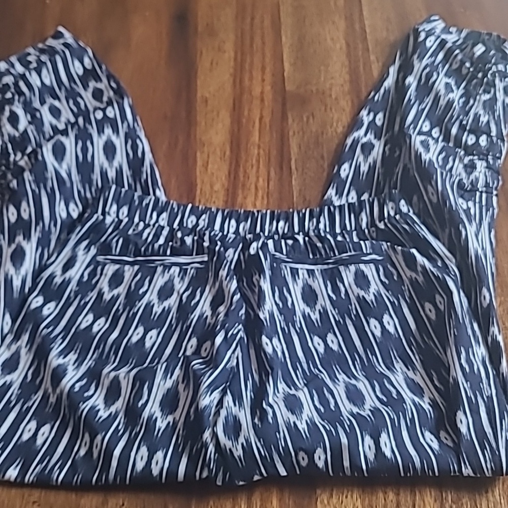Athleta ruched ankle beach pants Size 4 - Picture 7 of 8